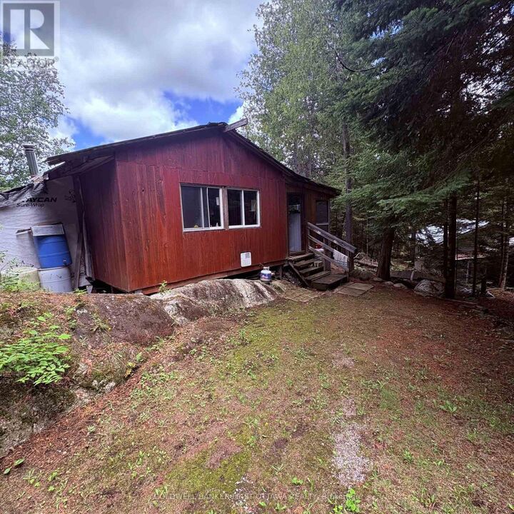 Property Photo: 271 East Airds Lake Road East ON K0J 2R0