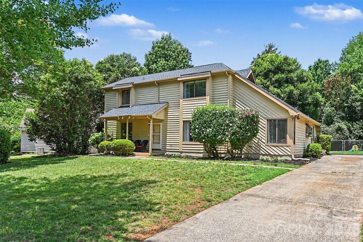Property Photo:  611 Mattingwood Drive  NC 28270 
