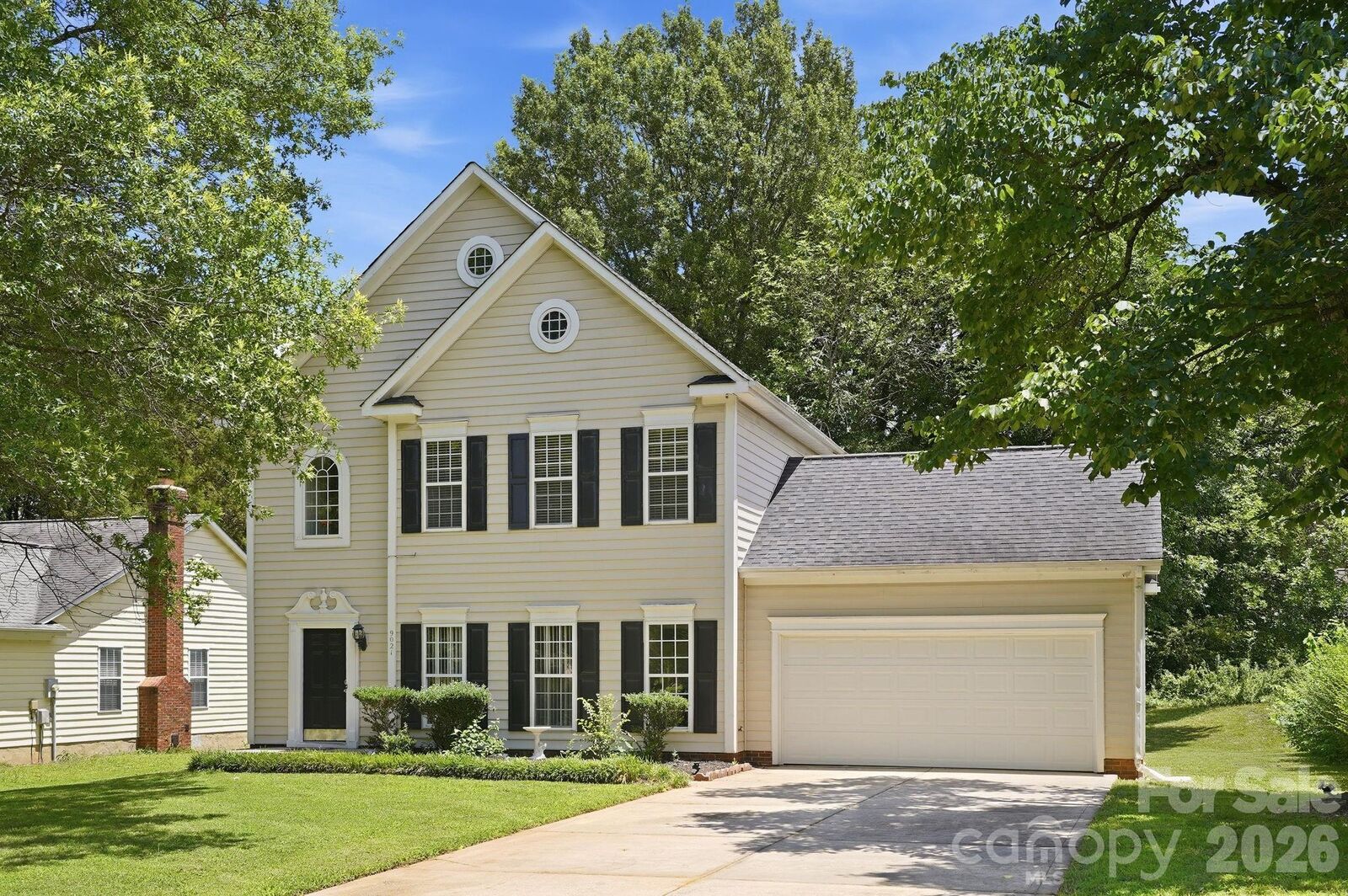 Property Photo:  9021 Cedar Run Way  NC 28273 