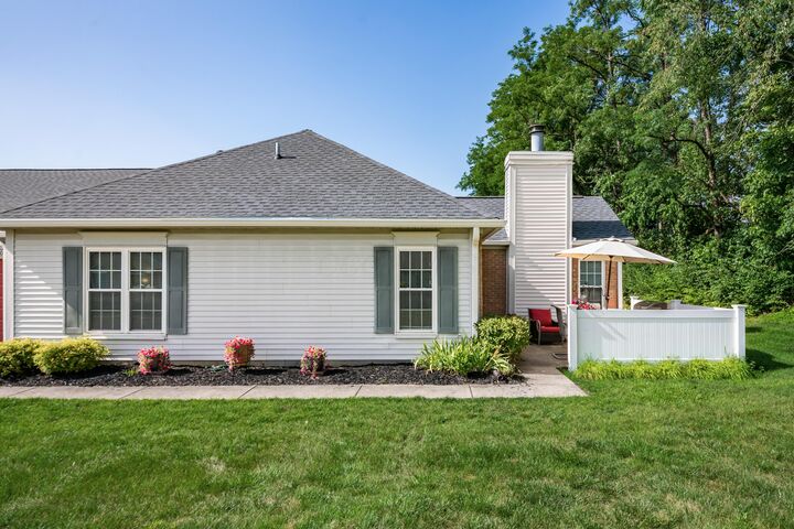 Property Photo:  5000 Deer Forest Place  OH 43081 