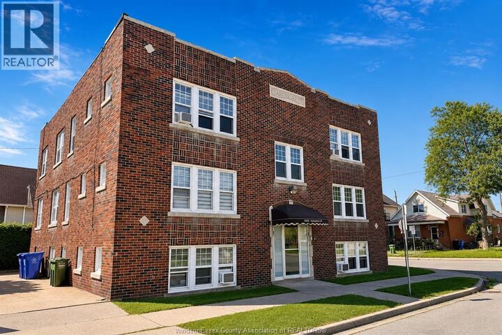 Property Photo:  1009 Niagara 6  ON N9A 3V3 