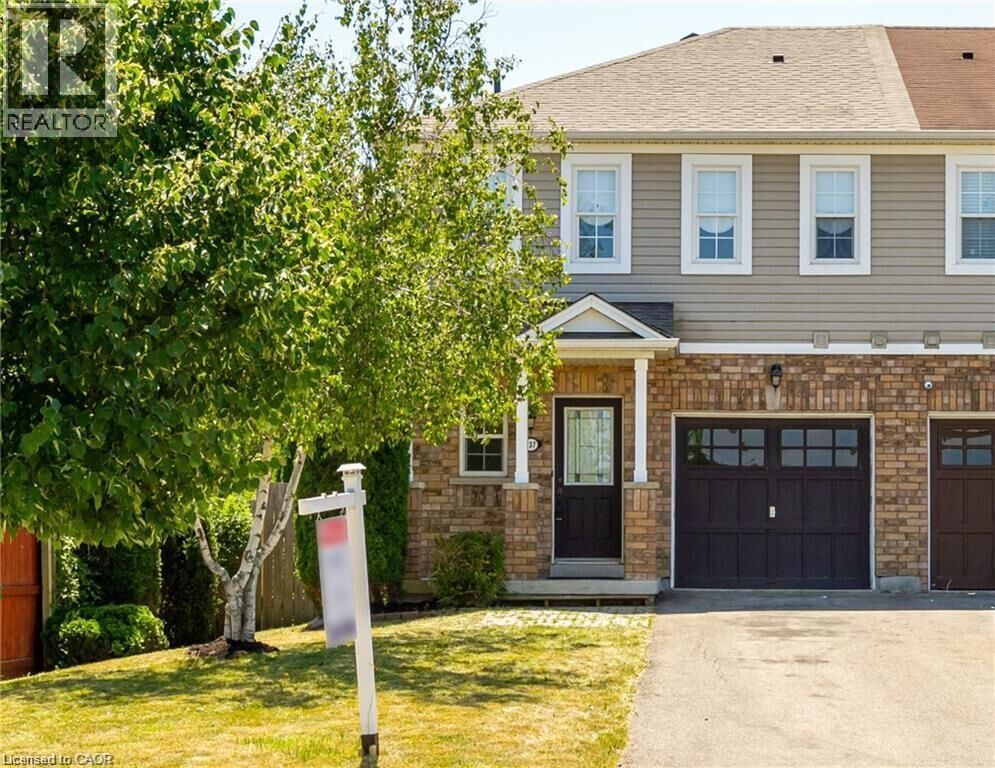 Property Photo: 137 Windwood Drive ON L0R 1C0