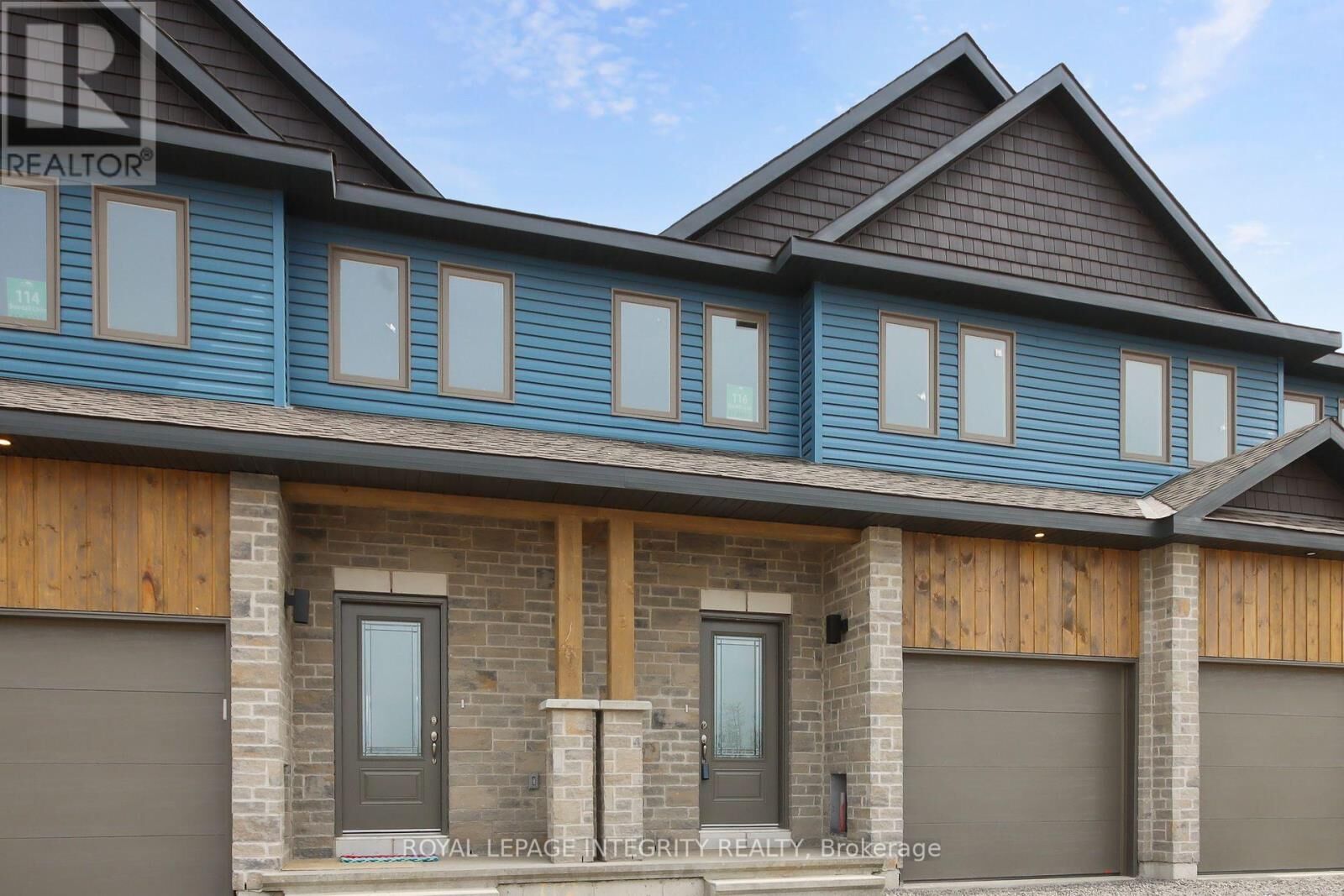 Property Photo: 116 Dowdall Circle ON K7C 0S4