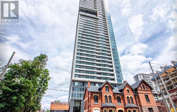 Property Photo:  609 Sherbourne Street 3705  ON M4X 0A4 