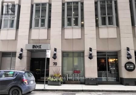 Property Photo: 70 Temperance Street 514 ON M5H 0B1