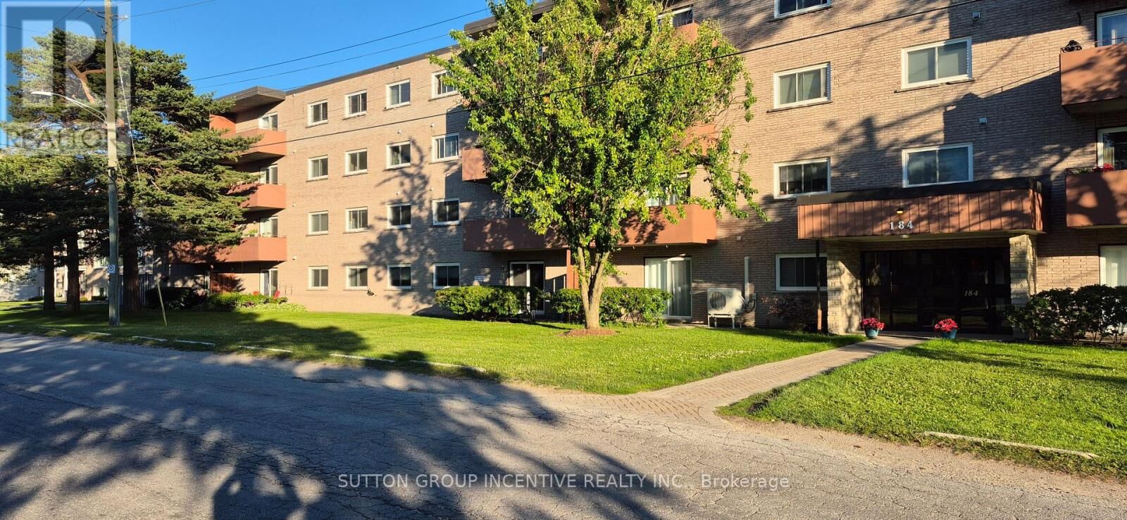 Property Photo:  184 Eighth Street 206  ON L9Y 2C8 
