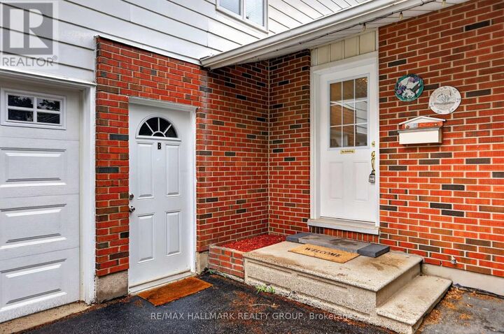 Property Photo:  189 Banning Road Unit B  ON K2L 1C5 