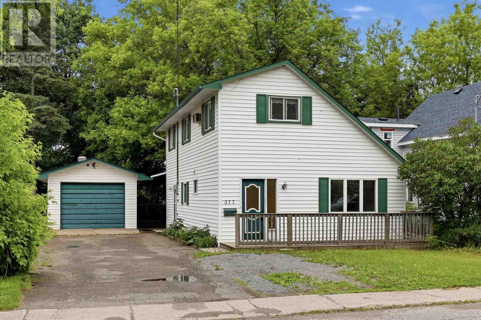 Property Photo: 377 Wilson St ON P6B 2K7