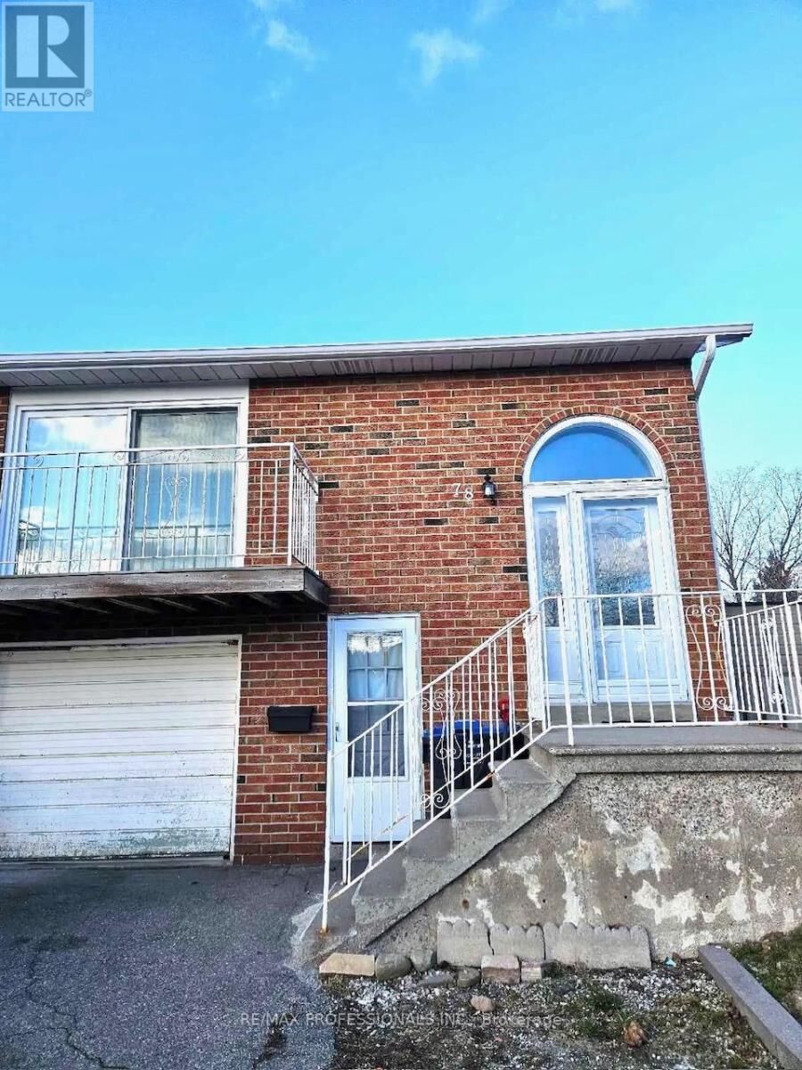Property Photo: 78 Marchbank Crescent Main ON M6S 3B1