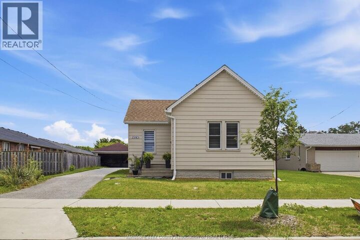 Property Photo: 2265 Cabana ON N9E 3K1