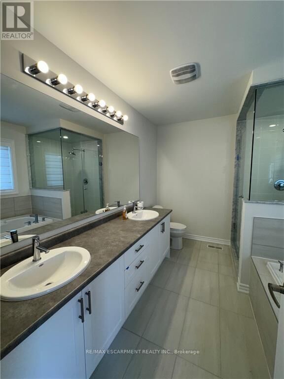 Property Photo:  29 Gilham Way  ON N0E 1N0 