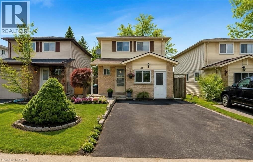 Property Photo: 62 Corbett Drive ON L4M 5V2