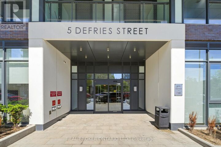 Property Photo:  5 Defries Street 1103  ON M5A 0W7 
