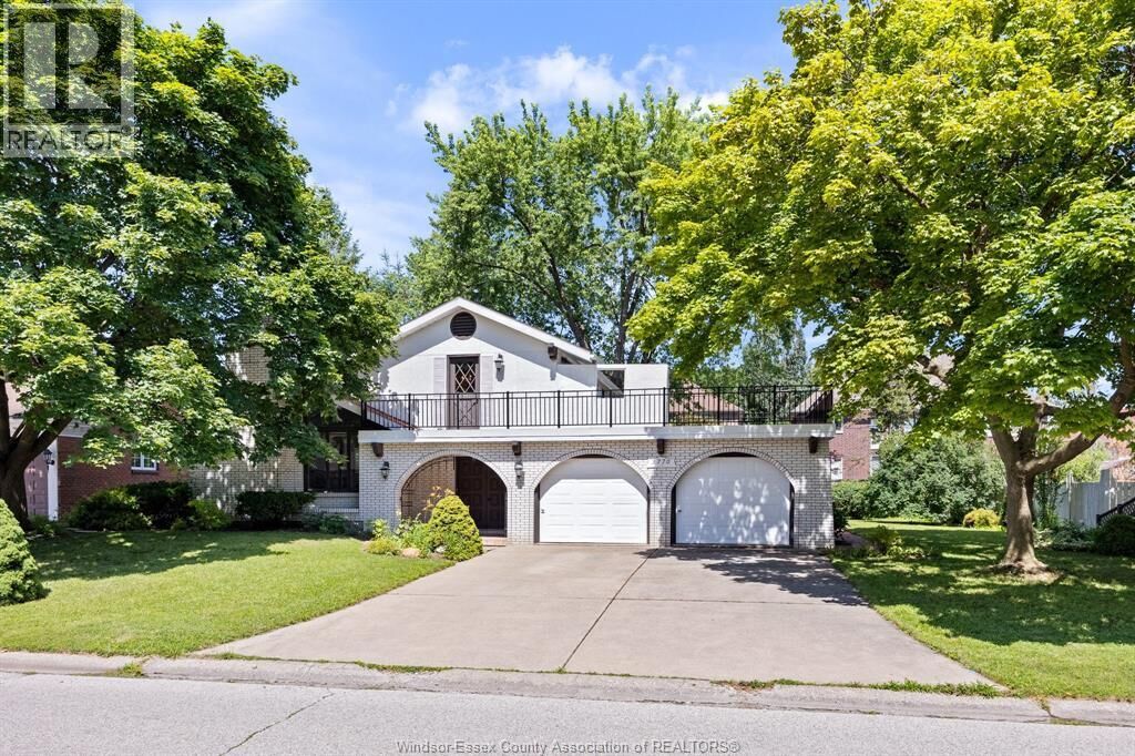 Property Photo:  3770 Huntington  ON N9E 3W8 