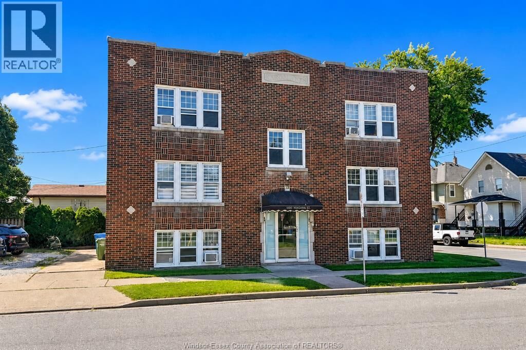 Property Photo:  1009 Niagara 4  ON N9A 3V3 