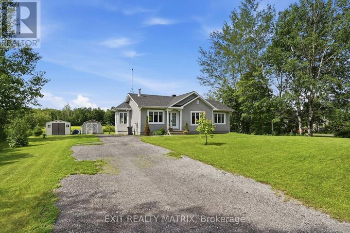 Property Photo: 3680 Pattee Road ON K6A 2R2