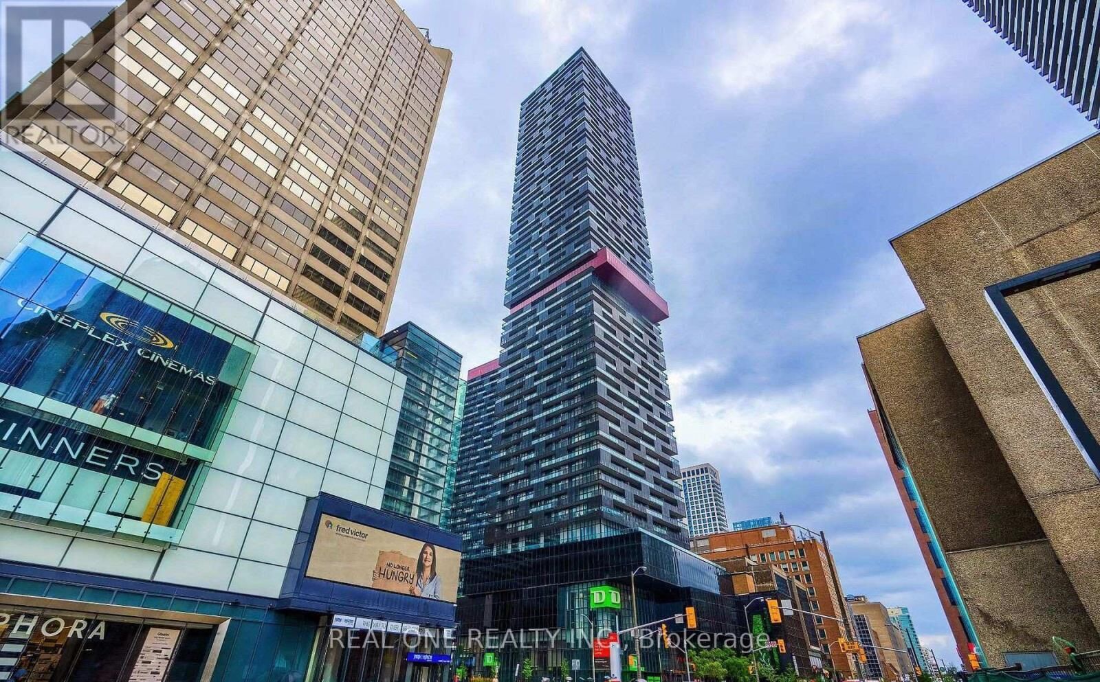 Property Photo: 8 Eglinton Avenue 3907 ON M4P 0C1
