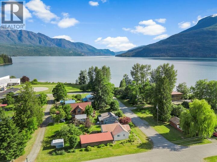 Property Photo: 112 Josephine Street BC V0G 1S0