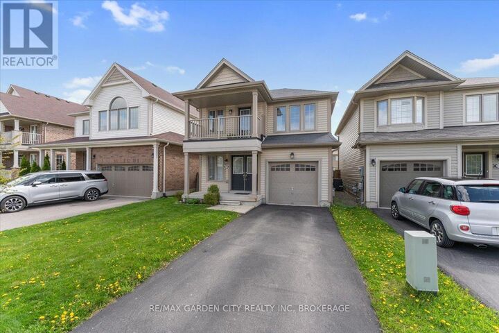 Property Photo:  8648 Dogwood Crescent  ON L2H 0K9 
