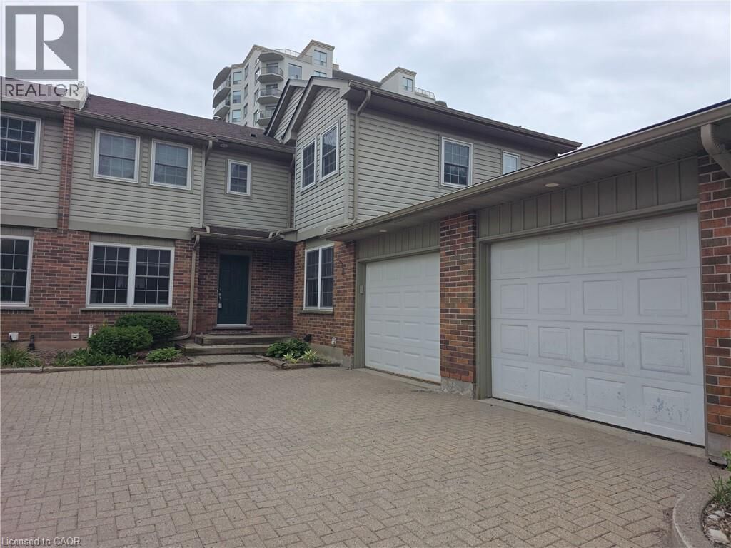 Property Photo:  250 Keats Way 6  ON N2L 6J5 