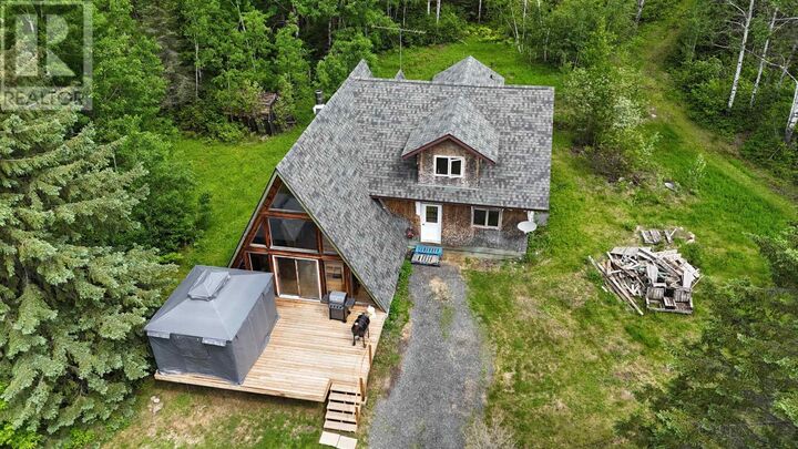 Property Photo: 242 Longbow Lake Road ON P0X 1H0