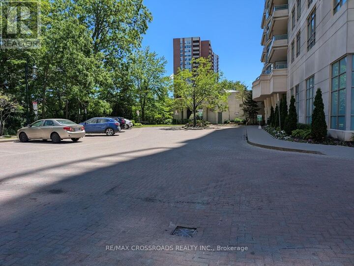 Property Photo: 238 Bonis Avenue 1026 ON M1T 3W7