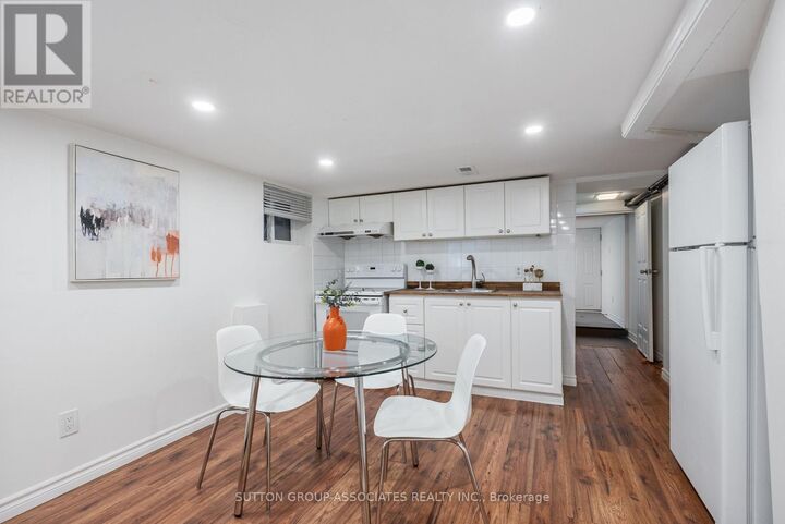 Property Photo:  10 Innes Avenue Bsmt  ON M6E 1M8 