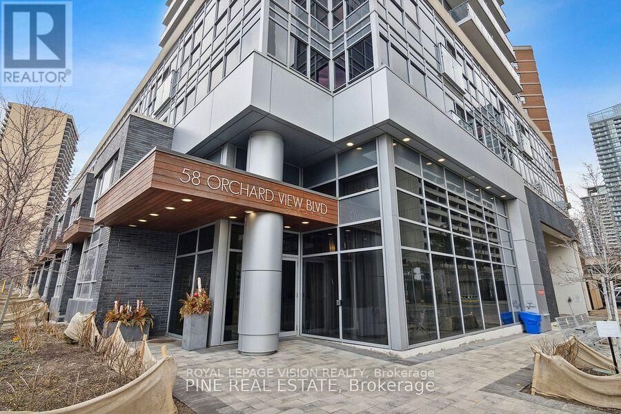 Property Photo:  58 Orchard View Boulevard 1109  ON M4R 1B9 