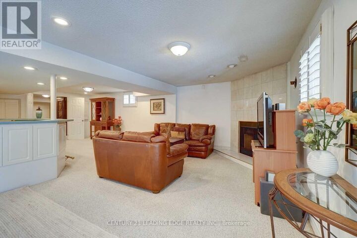 Property Photo:  1374 Heritage Way Lower  ON L6M 3C9 