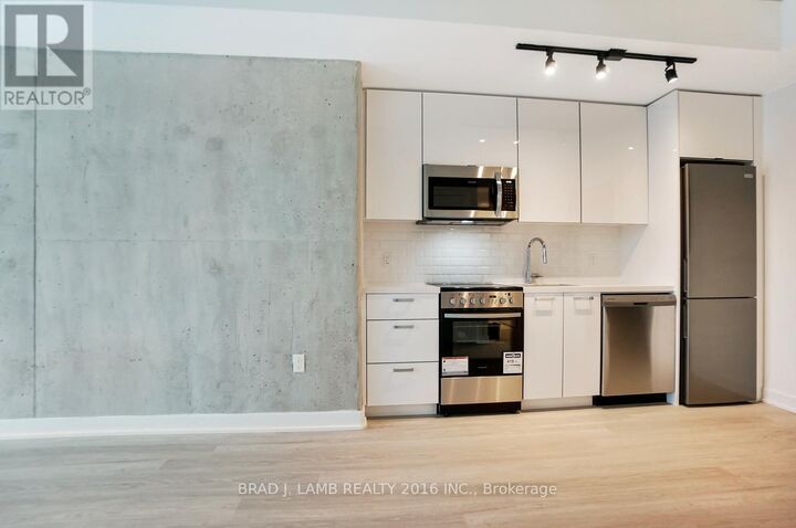 Property Photo: 284 King Street East 1803 ON M5A 1K4