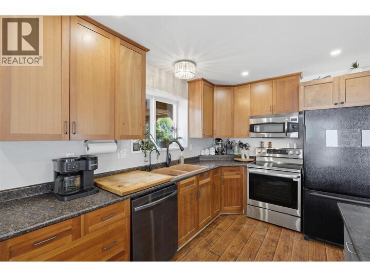 Photo de la propriété:  4568 Cammeray Drive  BC V2H 1L4 