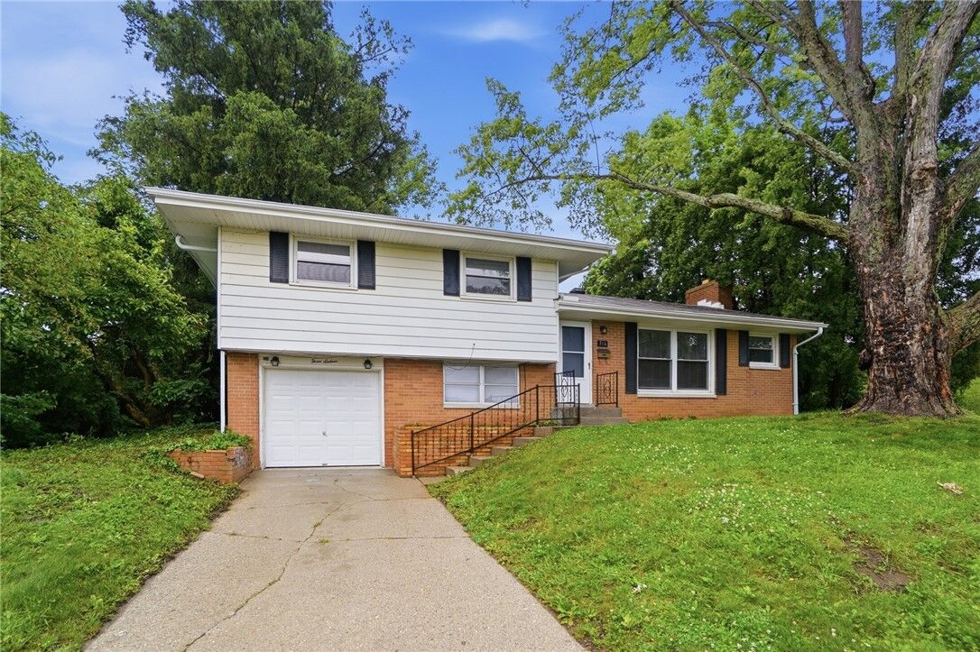 Property Photo:  316 E Doris Drive  OH 45324 