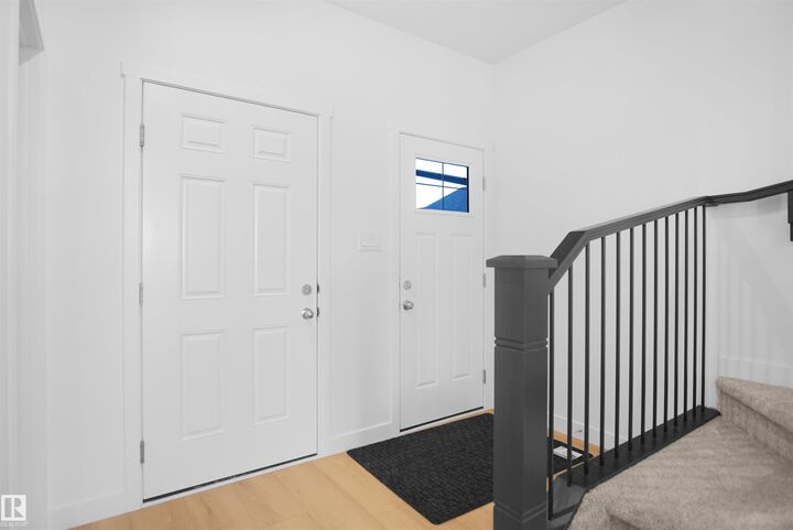 Property Photo:  274 Elliot Wynd  AB T8L 0Y8 