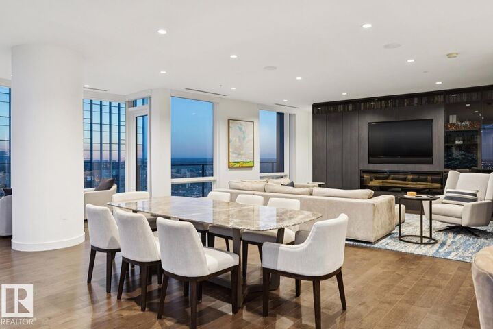 Property Photo: 10360 102 Street NW 4602 AB T5J 0K6