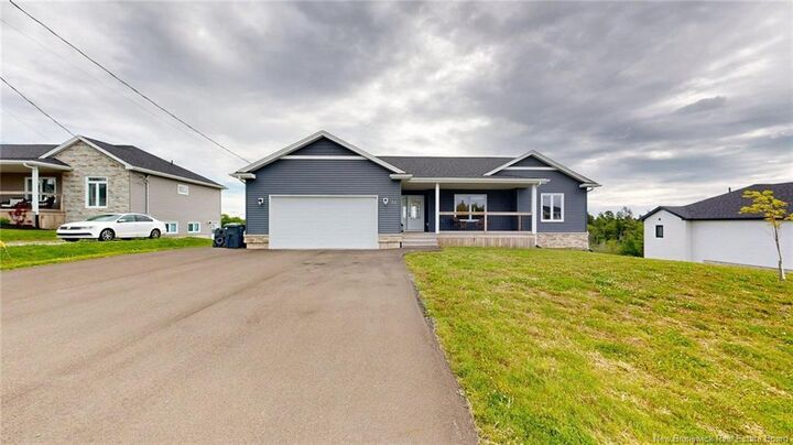 22 Merlin Drive — photo 1