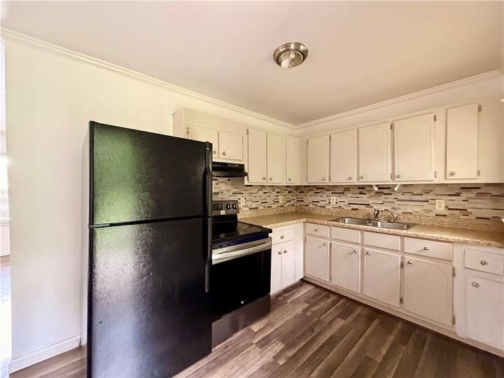 Property Photo: 3151 Bluebird Lane GA 30032
