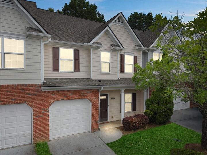 Property Photo: 2437 Millbank Court GA 30043