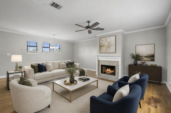 Property Photo:  2154 Arabelle Street  TX 77007 