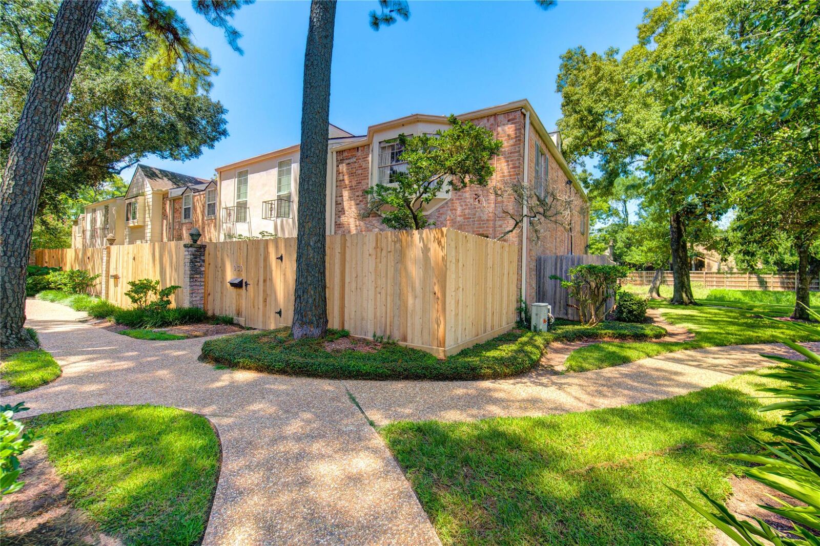 Property Photo:  939 Wax Myrtle Lane  TX 77079 