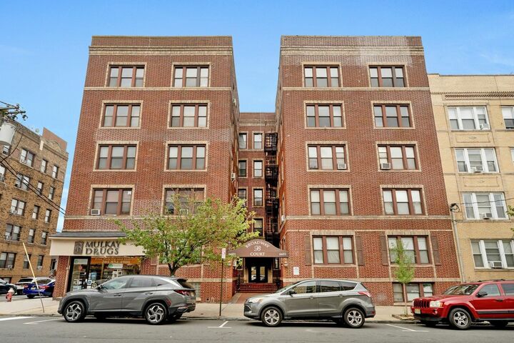 Property Photo:  6601 Broadway E7  NJ 07093 