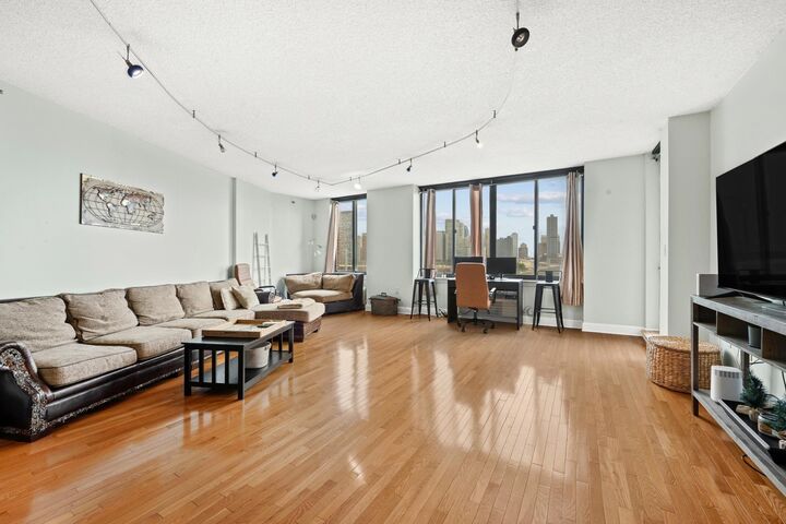 Property Photo: 415 Newark St 7G NJ 07030