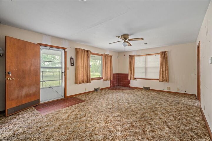 Property Photo: 21455 S Moonlight Road KS 66030
