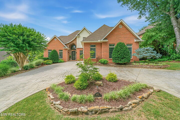 Property Photo: 9627 Mariners Point TN 37922