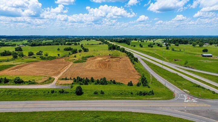 Property Photo:  1 Burkesville Road  KY 42728 