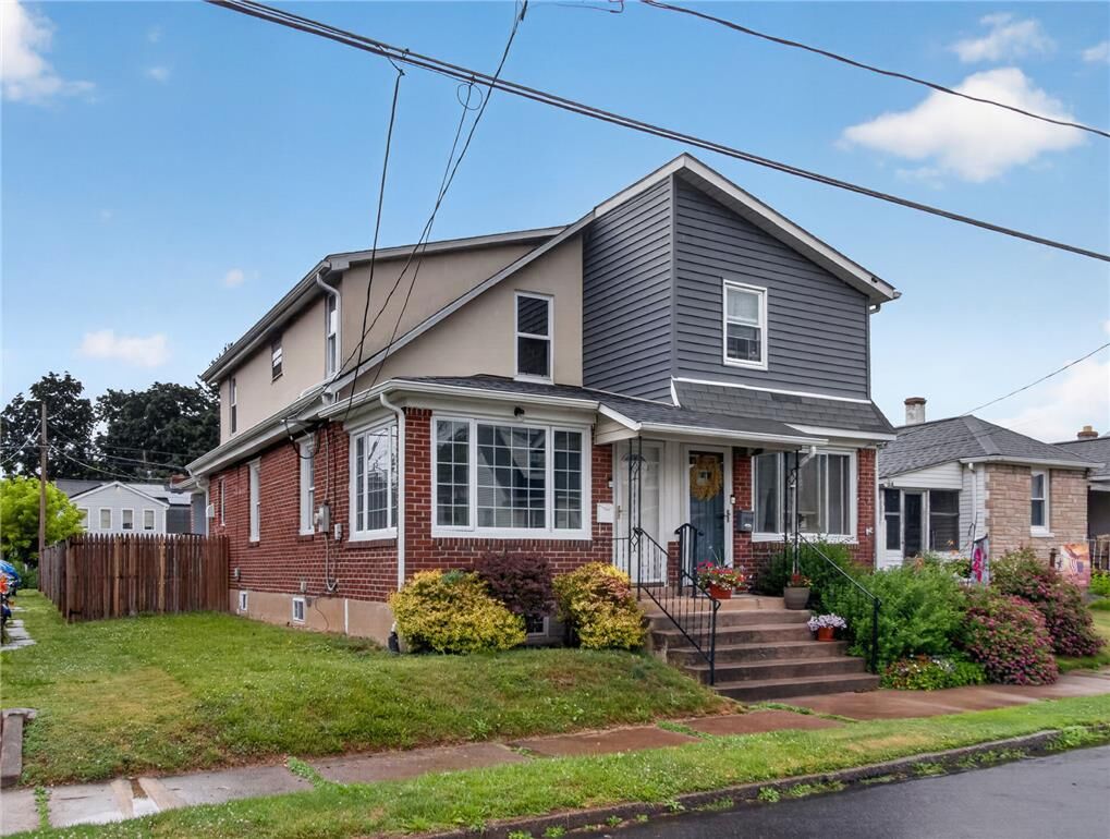 Property Photo:  1056 Detweiler Avenue  PA 18055 