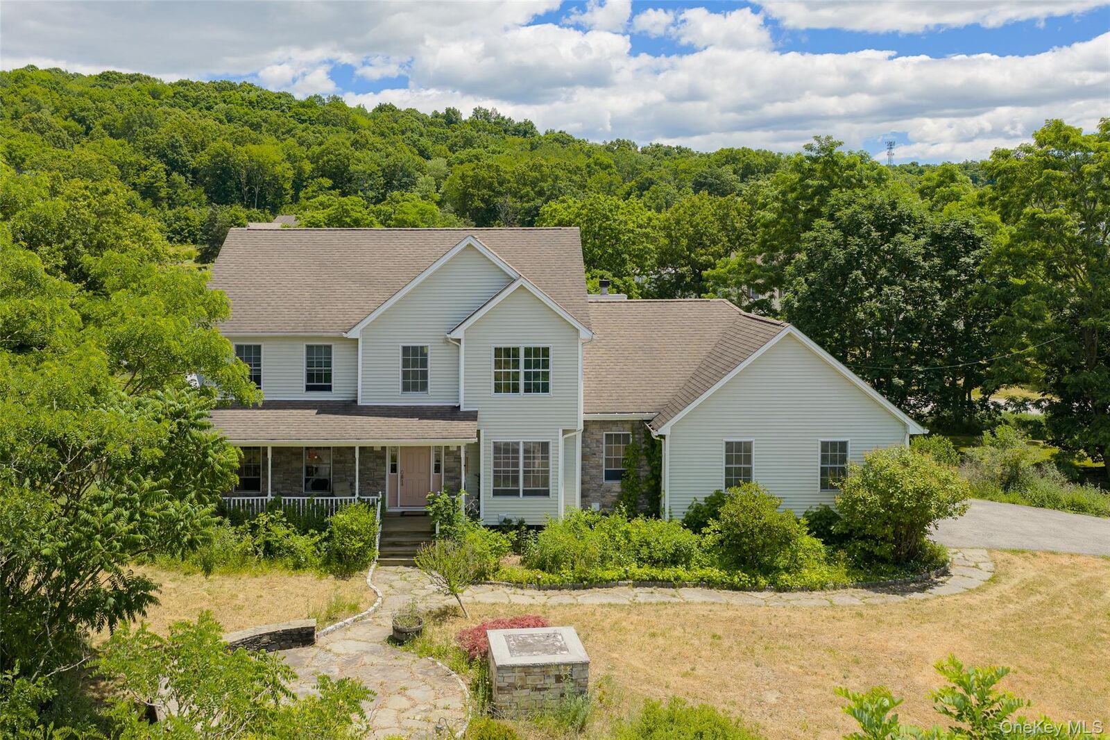 Property Photo:  31 Hartstone Drive  NY 12603 