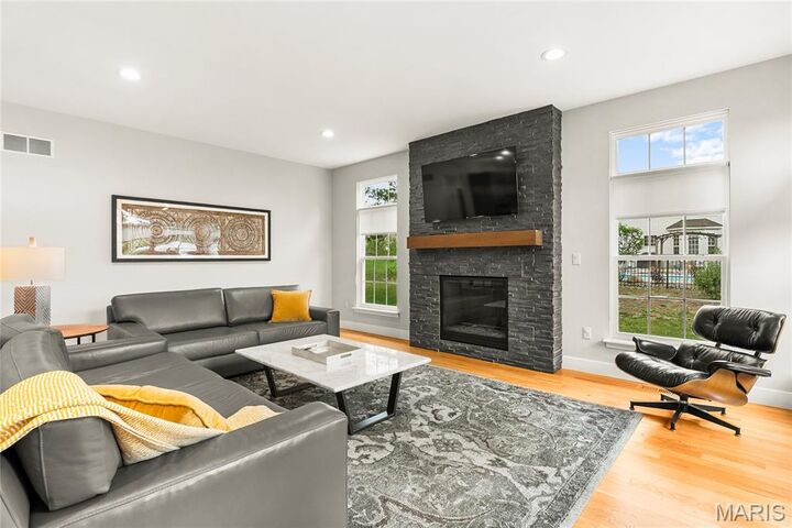 Property Photo:  3037 Roan Hill Drive  IL 62221 