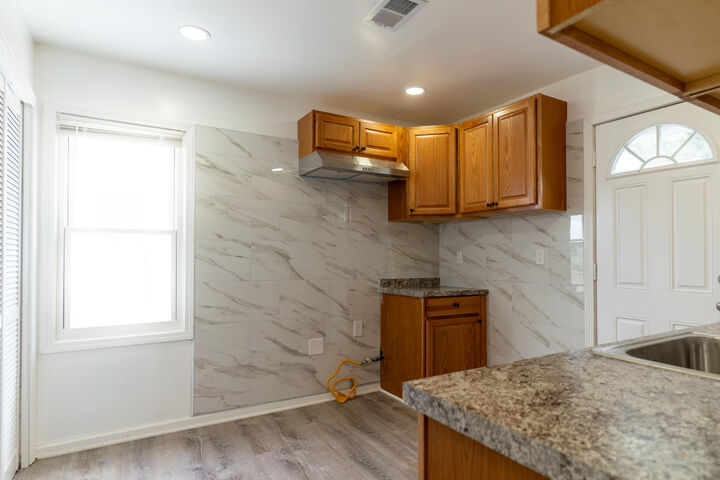 Property Photo:  25627 Penn Street  MI 48125 