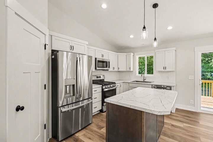 Property Photo:  3433 Gray Fox Lane  MI 49010 
