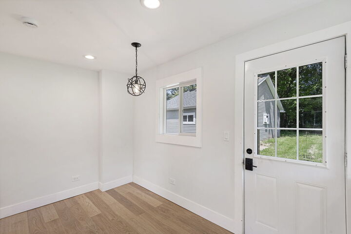 Property Photo:  105 Morningside Drive  IL 60051 